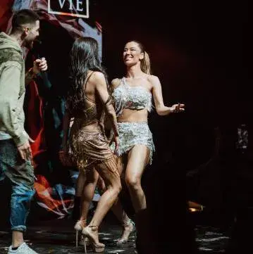 Галена се надиграва със сръбкиня!