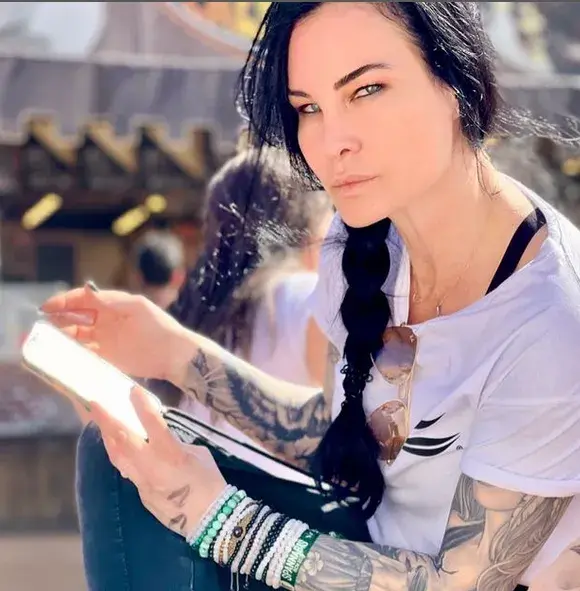 Хипнотизираха Цеци Красимирова (Аржентинец върна красавицата в минал живот)