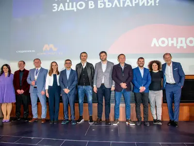 Иван и Андрей триумфират в Лондон, Бербатов най-желан за снимки