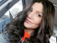 Кали била на крачка от смъртта (Певицата излетяла с кола от мост над река Искър)