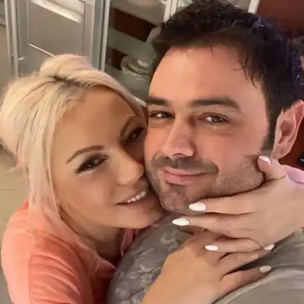 Камелия подписала тайно с Цветин