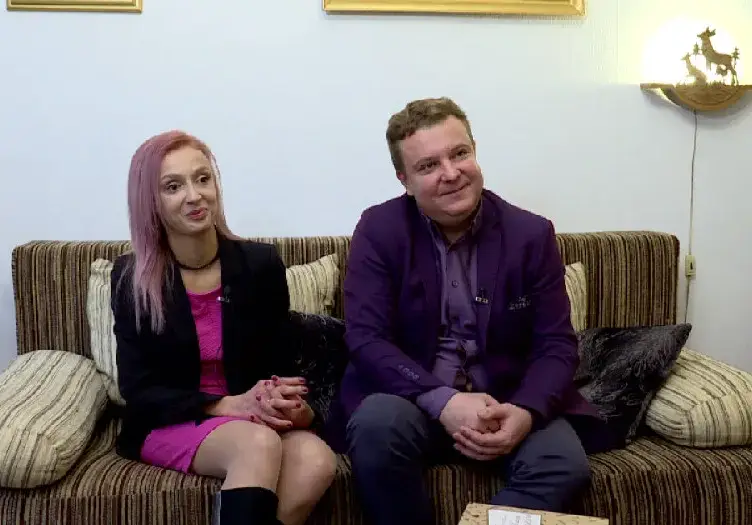 Папарашки удар: Вижте бившата жена на Васил Драганов в напреднала бременност с наедрял корем (СНИМКИ)