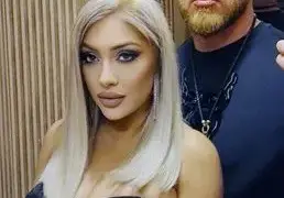 Ромката Роксана се хвали с русо гадже