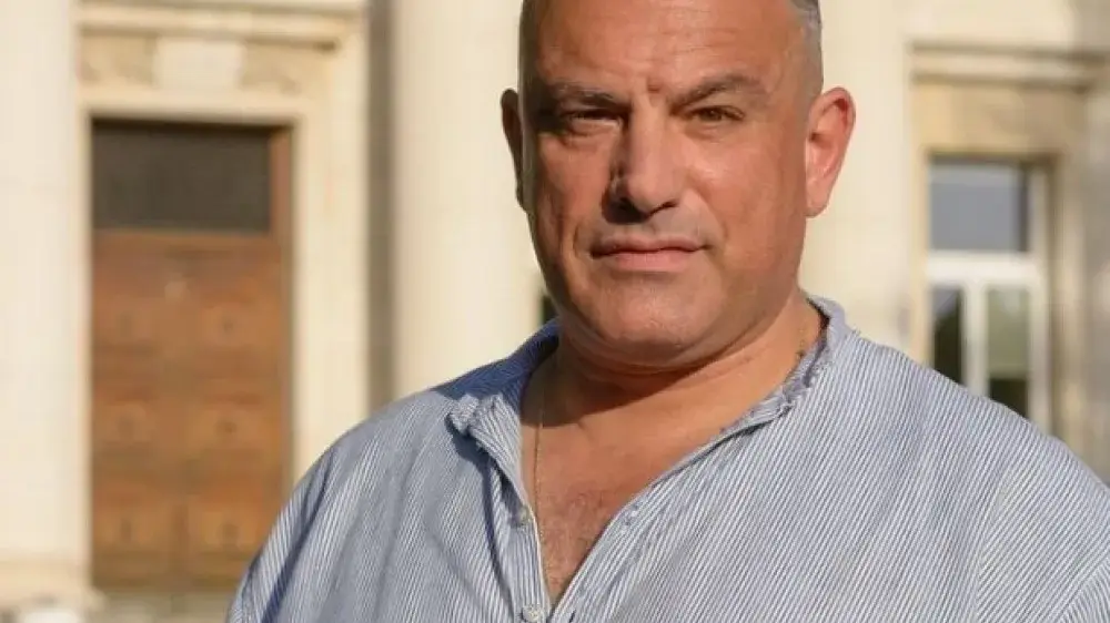 След скандала с общинското жилище: Ще махне ли  Би Ти Ви  Юксел Кадриев?