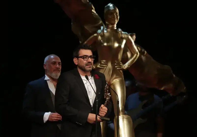 Това ли е  новата любов на Стефан Щерев?