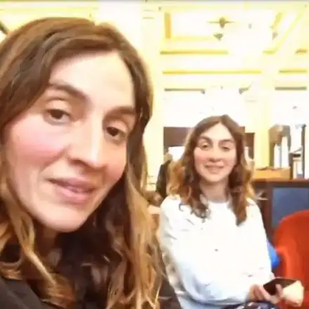 Тризначките изглеждат като плашила