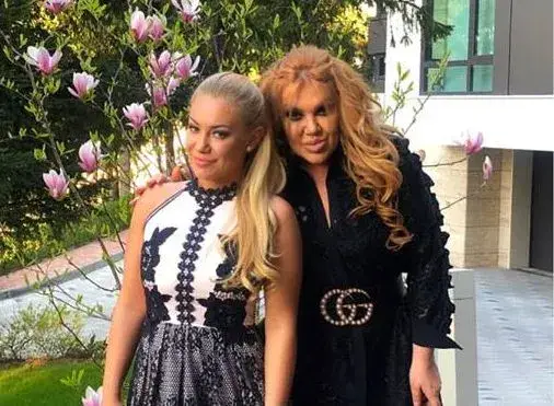 Ваня Червенкова даде дъщеря си на ливанец