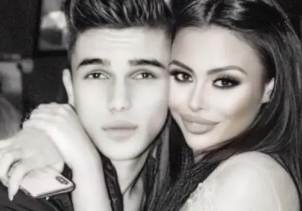 Веселата вдовица: Половинката на Денис Теофиков заби кикбоксьор (СНИМКИ)