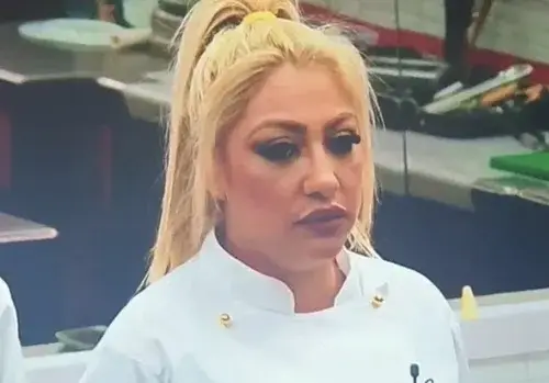 Вой срещу Роксана в „Хелс Китчън”, косата й влиза в чиниите