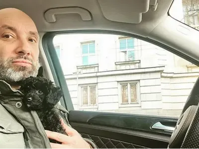 Захари Бахаров сложи ръка на шоубизнеса