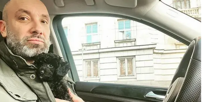 Захари Бахаров сложи ръка на шоубизнеса