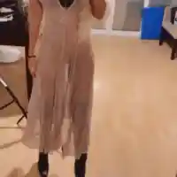 Андреа разпродава дрехите и обувките си, върти търговия за над 62 000 евро