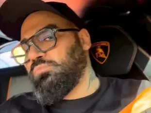 Азис яхна Ламбо за половин милион