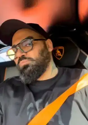 Азис яхна Ламбо за половин милион