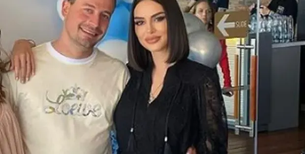 Бавачки не припарват! Синът на Доган гледа децата само с Памела