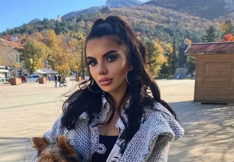 Цвети от „Хелс Китчън“ си няма кавалер за бала