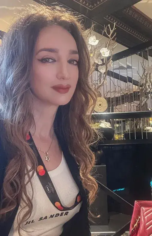 Деси Тенекеджиева с нова визия