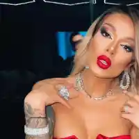 Диона за сефте с букет на мъж