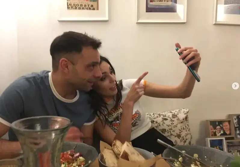 Евелин Костова чукна 30 г.