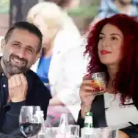 Фицата запозна любовницата с децата си