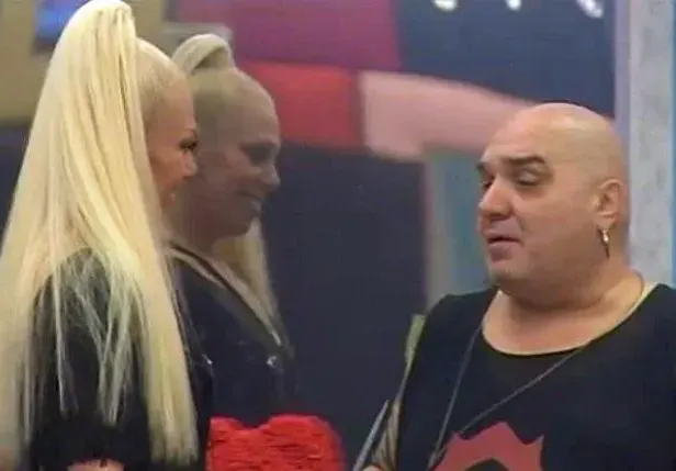 Грубо! Фънки отказал на Луна