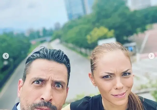 Йоанна Темелкова минава курс за селфи