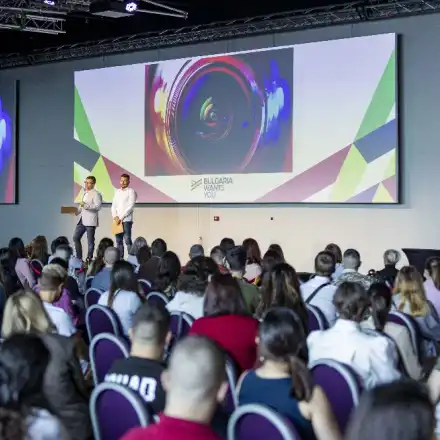 Иван и Андрей се съюзиха със Саня Армутлиева