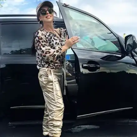 Ивана яхна джип като на Бойко