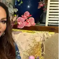 Ивана купува апартамент за половин милион в Гърция