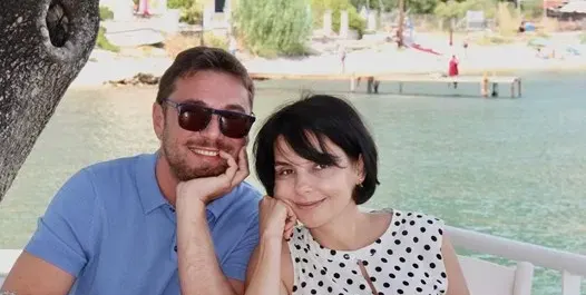 Жената на Миро най-после му взима фамилията