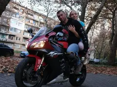 Колко трогателно: Тихомир - Мелиса продаде мотора си, за да спасява Емили от килията