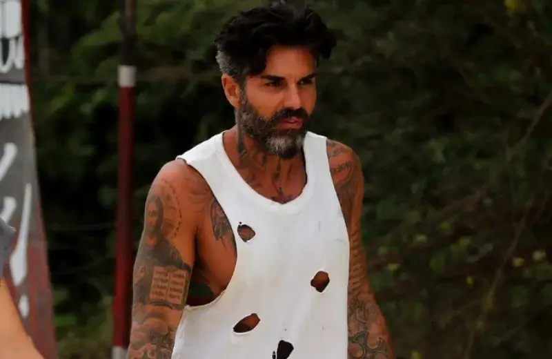 Лихвари взимат  наградата на  Благо Джизъса  от „Сървайвър”