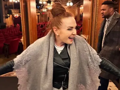 Лорд Евгени Минчев:   Гери Никол в разпищолен сексапил,  Катя от Ритон - в люлякови нощи и още + СНИМКИ