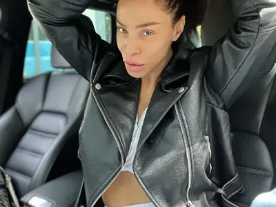 Маги Сидерова се мацоти с карбон