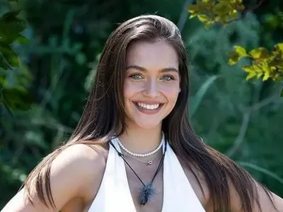 Мирела от „Игри на волята“ стана певица (ВИДЕО)