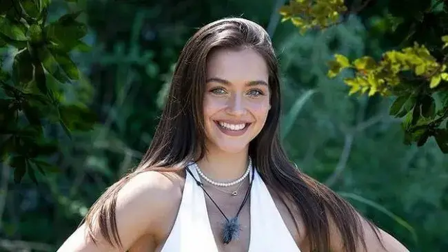 Мирела от „Игри на волята“ стана певица (ВИДЕО)