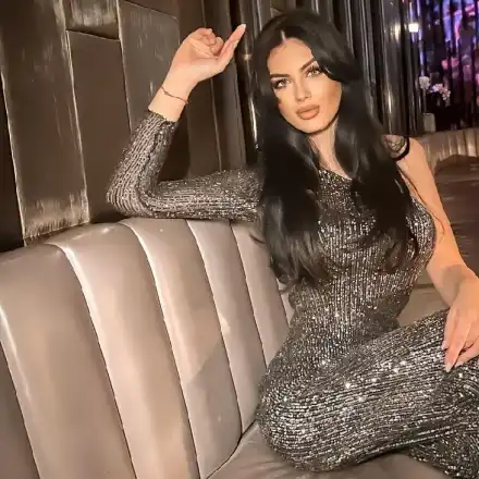 Мис България сложи импланти и отзад! Бразилското й барабанче шокира фенове