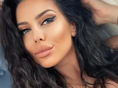 Мисис България одрусана с глоби за 2 бона (СНИМКА)