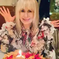 Не е майтап: Лили Иванова кани за селфи с феновете