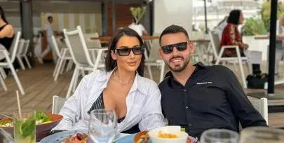 Оправна като леля си: Малката Галена заби милионер