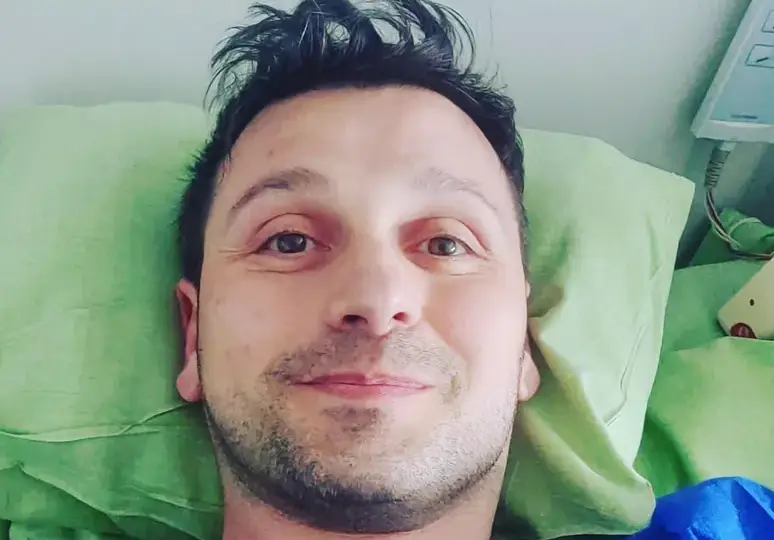 Проблеми вкараха Александър Сано в болница