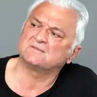 Сашо Диков  не пазарува  в хипермаркети