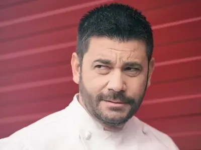 Шеф Ангелов спасява болно дете