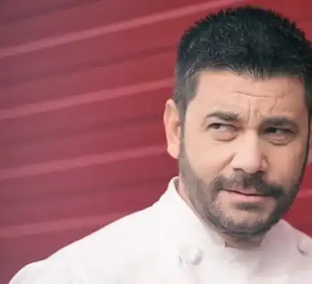 Шеф Ангелов спасява болно дете