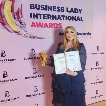 Стояна Нацева отличена с приза „Писател и будител” на 2023г., Академия „Щастлив живот“ с първо място в категория „Образование“