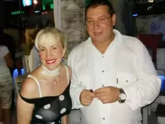 Мъжът на Сашка Васева се грижи всеотдайно за нея