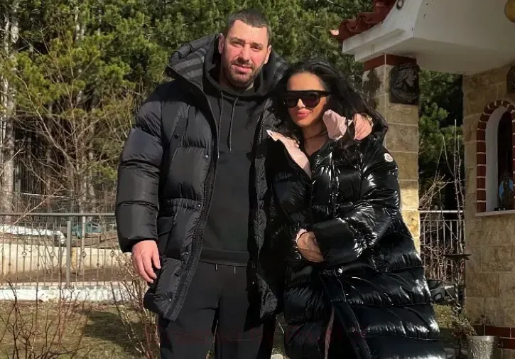 Мара вече е щастлива с Миро