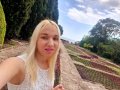 Пак цирк: Емили Тротинетката е опитала да се самоубие?