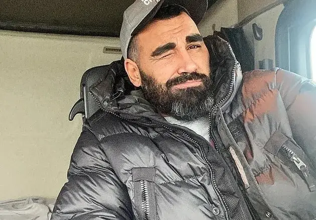 Азис заминава за САЩ, иска да пробие в Холивуд и да се целува с Холи Бери