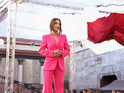 Българка облича звездите в Кан